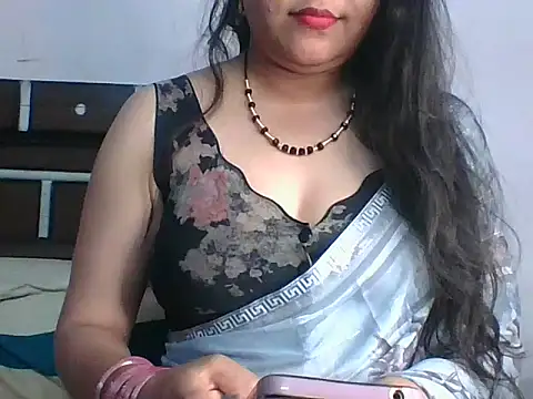 santurmom online show from April 2, 2026, 6:47 pm