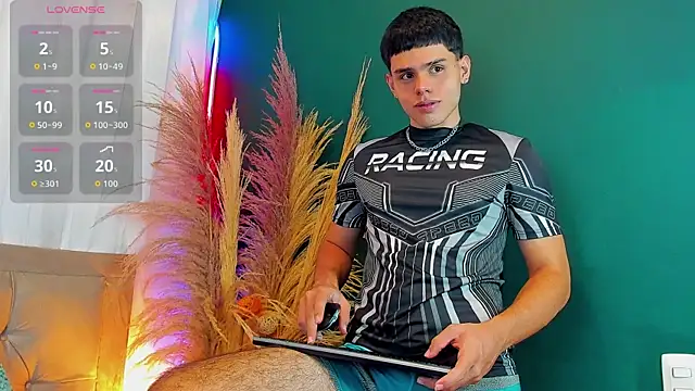 Nathaniel Park online show from September 18, 2025, 4:48 am