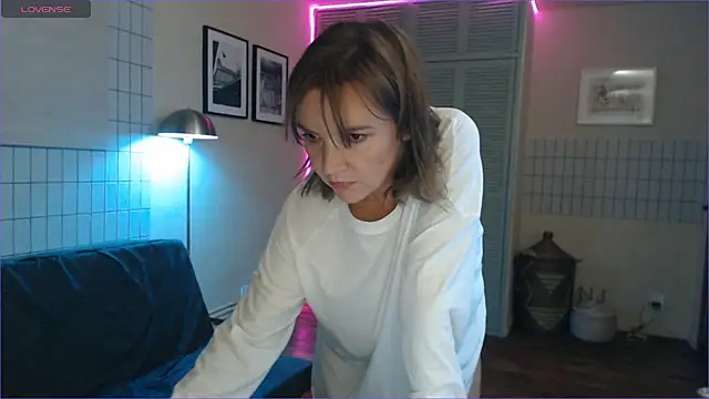 Charline TheFoxTail online show from December 11, 2024, 6:42 pm