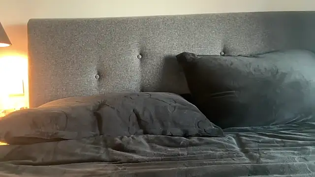 Leylah Linda online show from February 25, 2026, 9:31 am