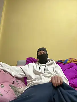 Snapshot of boyadark chatting on January 19, 2025, 7:37 pm boyadark online show from January 19, 2025, 7:37 pm