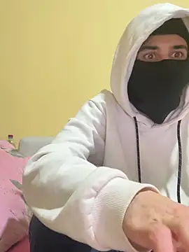 Snapshot of boyadark chatting on January 23, 2025, 8:35 pm boyadark online show from January 23, 2025, 8:35 pm