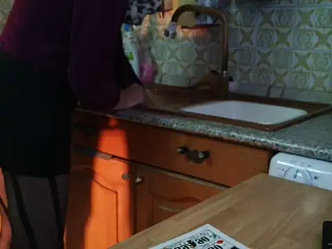 Snapshot of VeneRed chatting on November 8, 2025, 7:12 am VeneRed online show from November 8, 2025, 7:12 am