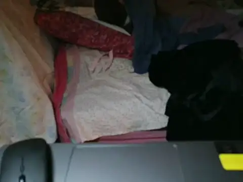 Snapshot of VeneRed chatting on January 10, 2026, 4:46 pm VeneRed online show from January 10, 2026, 4:46 pm