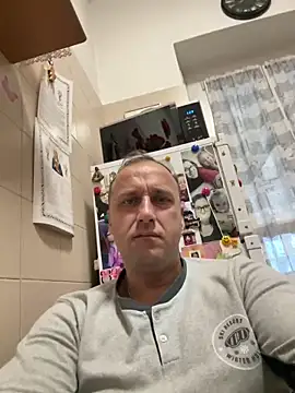 Lecatore80 online show from March 1, 2026, 7:19 am