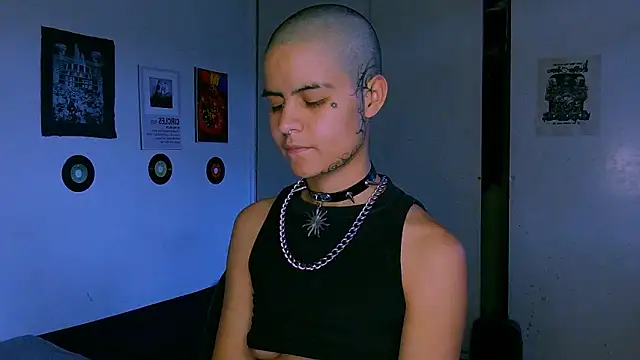 Snapshot of alex_one888 chatting on January 16, 2026, 10:58 pm alex one888 online show from January 16, 2026, 10:58 pm