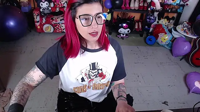 Snapshot of MissMiia2 chatting on September 18, 2025, 3:04 pm MissMiia2 online show from September 18, 2025, 3:04 pm