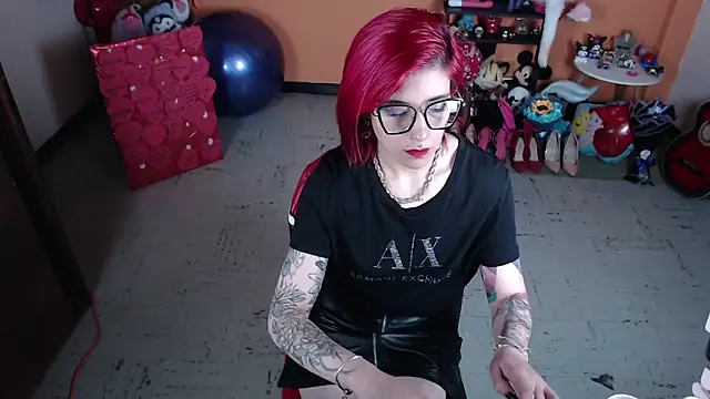Snapshot of MissMiia2 chatting on March 10, 2025, 12:17 pm MissMiia2 online show from March 10, 2025, 12:17 pm