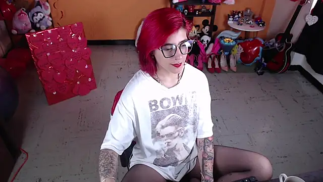 Snapshot of MissMiia2 chatting on March 1, 2025, 9:26 pm MissMiia2 online show from March 1, 2025, 9:26 pm