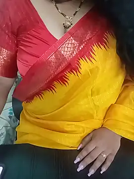 Snapshot of your-sameera chatting on July 6, 2026, 5:14 am your-sameera online show from July 6, 2026, 5:14 am