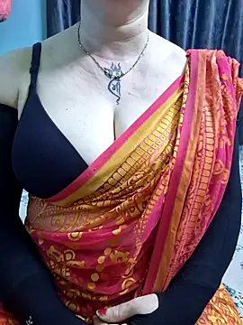 Snapshot of Raja_Ranii chatting on November 20, 2025, 2:51 pm Raja Ranii online show from November 20, 2025, 2:51 pm