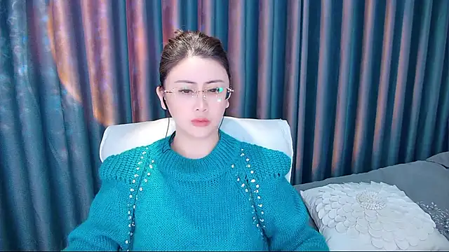 Snapshot of Daisy7_11 chatting on November 26, 2025, 1:22 pm Daisy7 11 online show from November 26, 2025, 1:22 pm