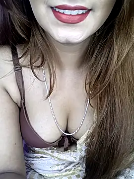 Diamond queeen online show from October 9, 2025, 9:04 pm