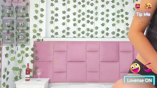 Snapshot of kaily_sweet1 chatting on February 18, 2026, 11:06 am kaily sweet1 online show from February 18, 2026, 11:06 am