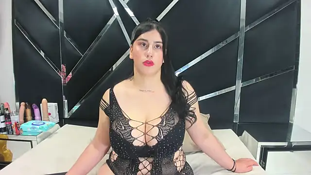 Snapshot of Criistaal_ chatting on March 3, 2026, 4:30 am Criistaal online show from March 3, 2026, 4:30 am