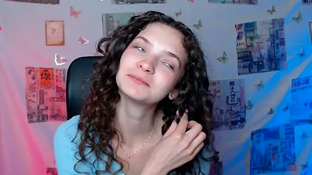  SusieSu  online show from June 3, 2026, 12:17 pm