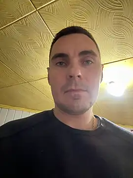 Snapshot of Rowing199456 chatting on February 22, 2026, 12:24 am Rowing199456 online show from February 22, 2026, 12:24 am