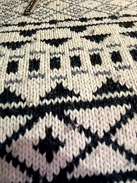 Rowing199456 online show from November 5, 2025, 1:03 pm