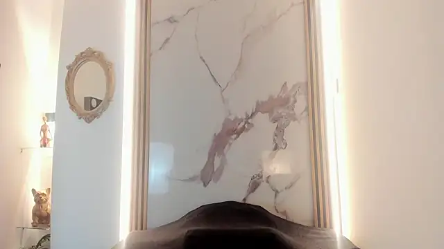 Scarlett  Fox   online show from March 6, 2026, 11:38 am