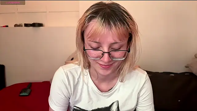 Cloe five online show from November 28, 2025, 12:11 am