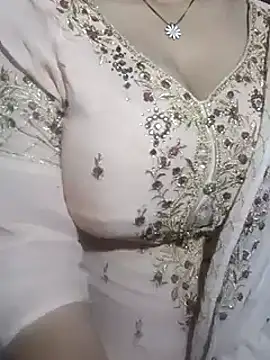 Anamika Kapoor online show from March 5, 2025, 10:32 pm