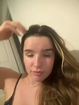 maisiesmithx online show from February 19, 2026, 12:51 am