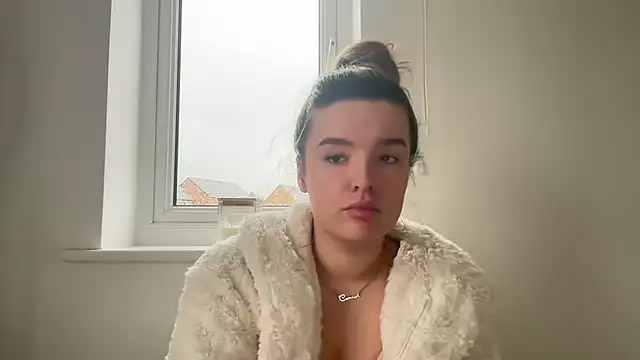 maisiesmithx online show from January 13, 2026, 1:04 pm