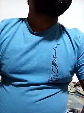 Snapshot of Nogeris20 chatting on February 12, 2026, 4:18 pm Nogeris20 online show from February 12, 2026, 4:18 pm