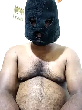 Snapshot of Nogeris20 chatting on February 9, 2026, 7:45 pm Nogeris20 online show from February 9, 2026, 7:45 pm