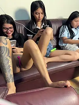 dafei108655 online show from September 25, 2025, 9:10 pm