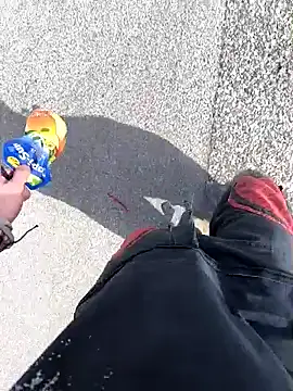 Snapshot of DrownMentallyyy chatting on March 22, 2025, 12:35 pm DrownMentallyyy online show from March 22, 2025, 12:35 pm