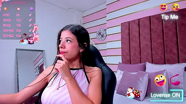 Snapshot of coraltaylor chatting on January 13, 2025, 11:06 pm coraltaylor online show from January 13, 2025, 11:06 pm