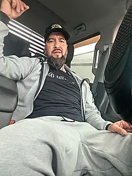 Beardedtattood online show from April 15, 2026, 1:37 pm