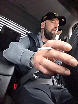 Beardedtattood online show from October 30, 2025, 12:14 pm