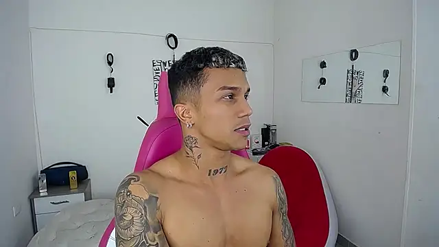 Leonard Price online show from November 14, 2025, 9:07 pm