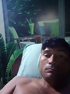 Snapshot of Diogo100 chatting on October 18, 2025, 3:41 am Diogo100 online show from October 18, 2025, 3:41 am