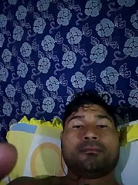 Snapshot of Diogo100 chatting on December 21, 2025, 7:21 am Diogo100 online show from December 21, 2025, 7:21 am