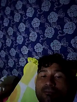 Snapshot of Diogo100 chatting on December 23, 2025, 8:35 am Diogo100 online show from December 23, 2025, 8:35 am