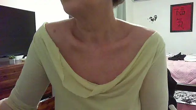  Angel78   online show from May 17, 2026, 1:11 pm