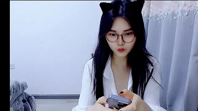 Little-sweet online show from November 7, 2025, 12:31 pm