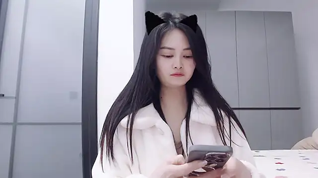 Little-sweet online show from January 8, 2026, 1:33 am