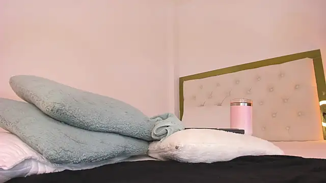 SofiaBosch online show from March 21, 2026, 8:19 am