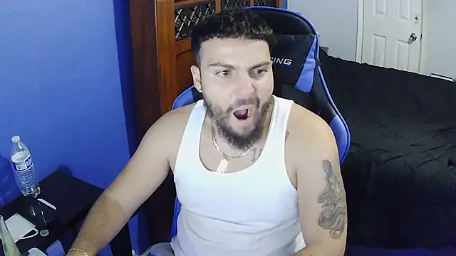 Snapshot of MasterKvn chatting on March 17, 2025, 8:29 am MasterKvn online show from March 17, 2025, 8:29 am