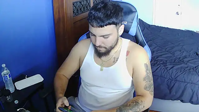 Snapshot of MasterKvn chatting on March 19, 2025, 4:13 pm MasterKvn online show from March 19, 2025, 4:13 pm