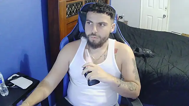 Snapshot of MasterKvn chatting on March 5, 2025, 6:01 am MasterKvn online show from March 5, 2025, 6:01 am