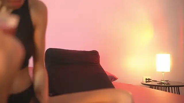 lupeebony online show from March 29, 2026, 8:32 pm