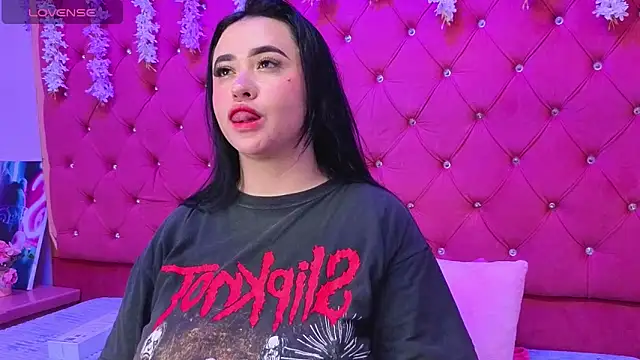 Victoria Rossy online show from October 26, 2025, 2:56 am