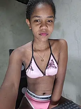 Snapshot of Luciia_cute chatting on July 22, 2026, 12:12 am Luciia cute online show from July 22, 2026, 12:12 am