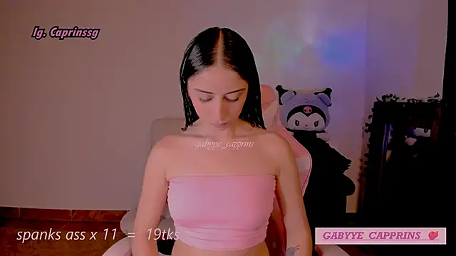 gabyye capprins online show from April 6, 2026, 1:45 am