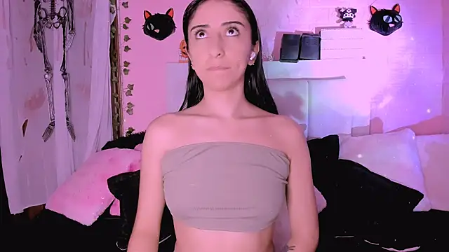 gabyye capprins online show from October 22, 2025, 12:21 am